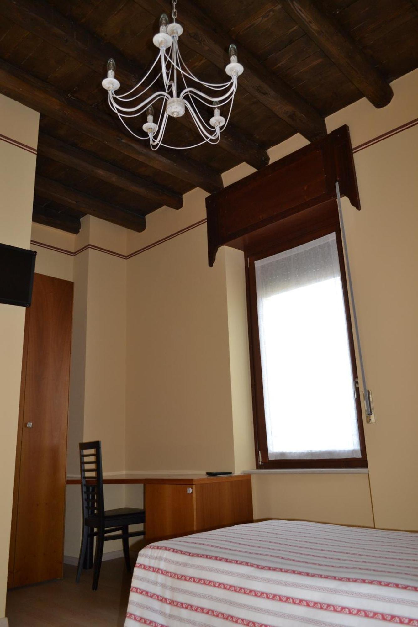 Locanda La Sosta Cavaion Veronese Ruang foto
