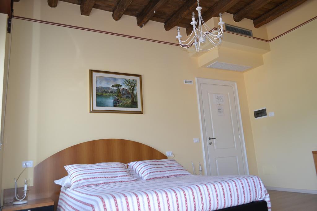 Locanda La Sosta Cavaion Veronese Ruang foto